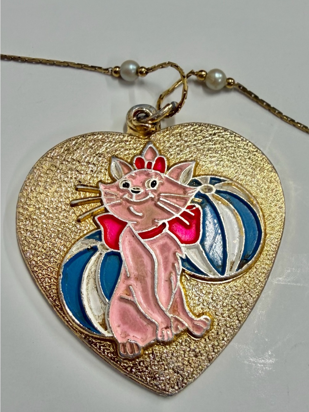 Vintage Marie Aristocats Walt Disney Productions *Rare* Heart Pendent Necklace